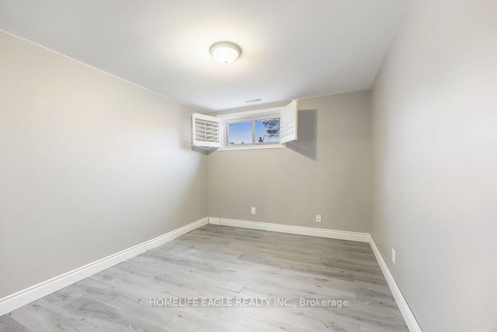 20286 Yonge Street • East Gwillimbury, ON photo 30