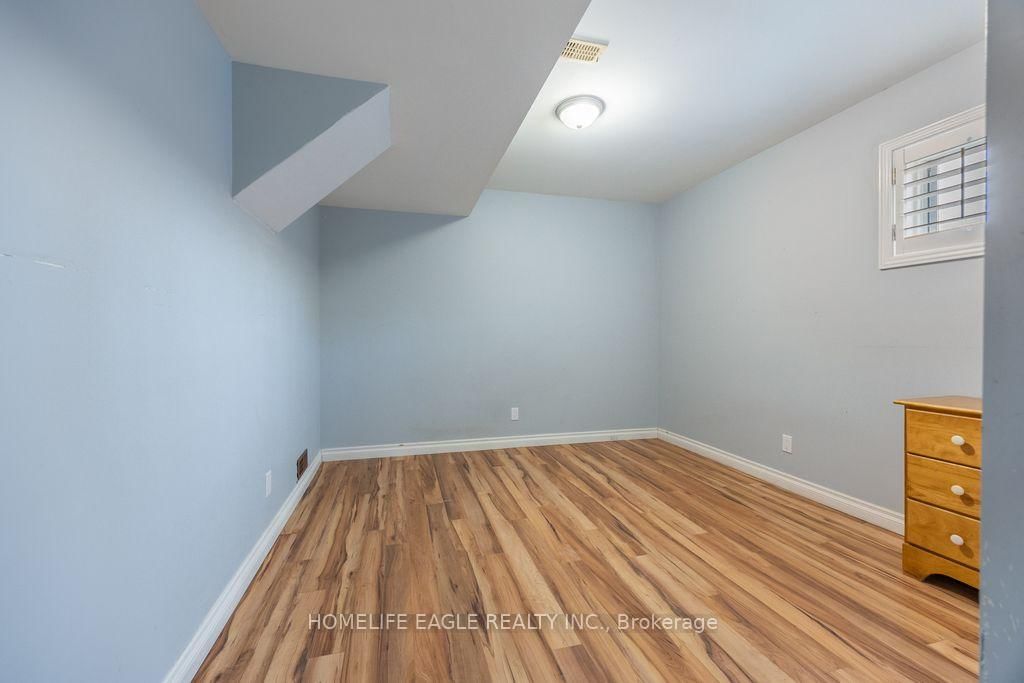 20286 Yonge Street • East Gwillimbury, ON photo 32