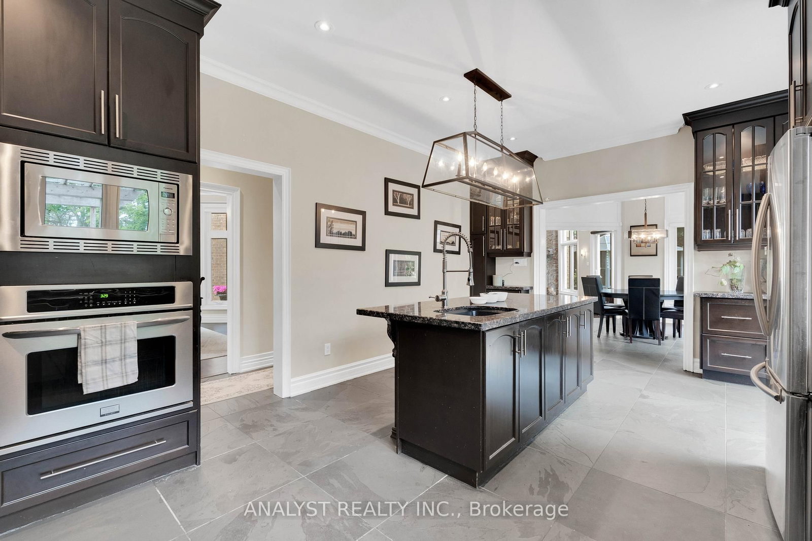 50 Trainor Court • King, ON photo 16