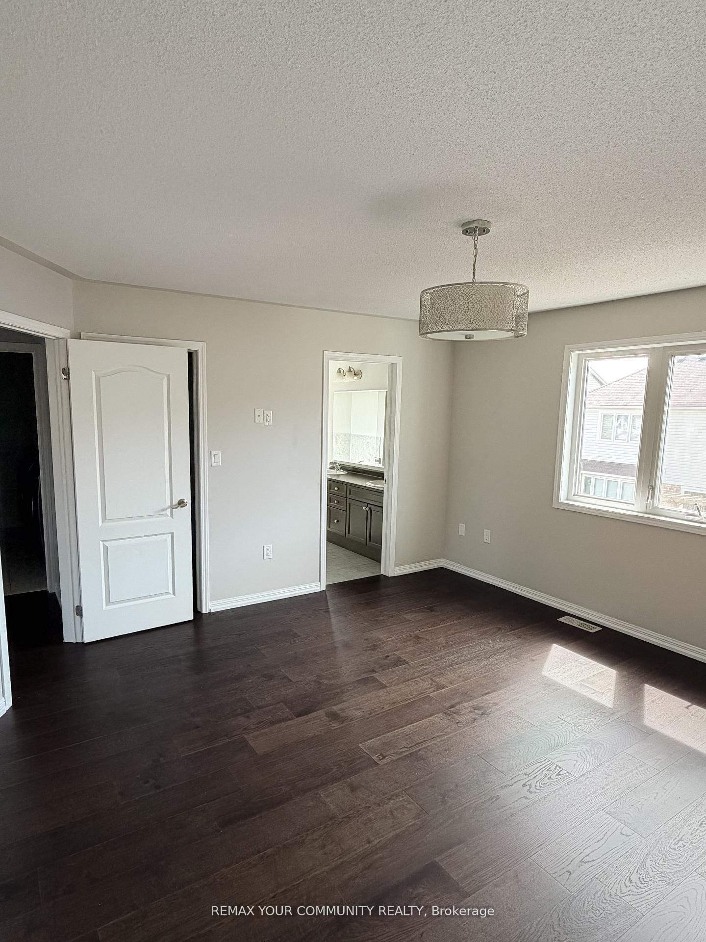 18 Gordon Drive • New Tecumseth, ON photo 16