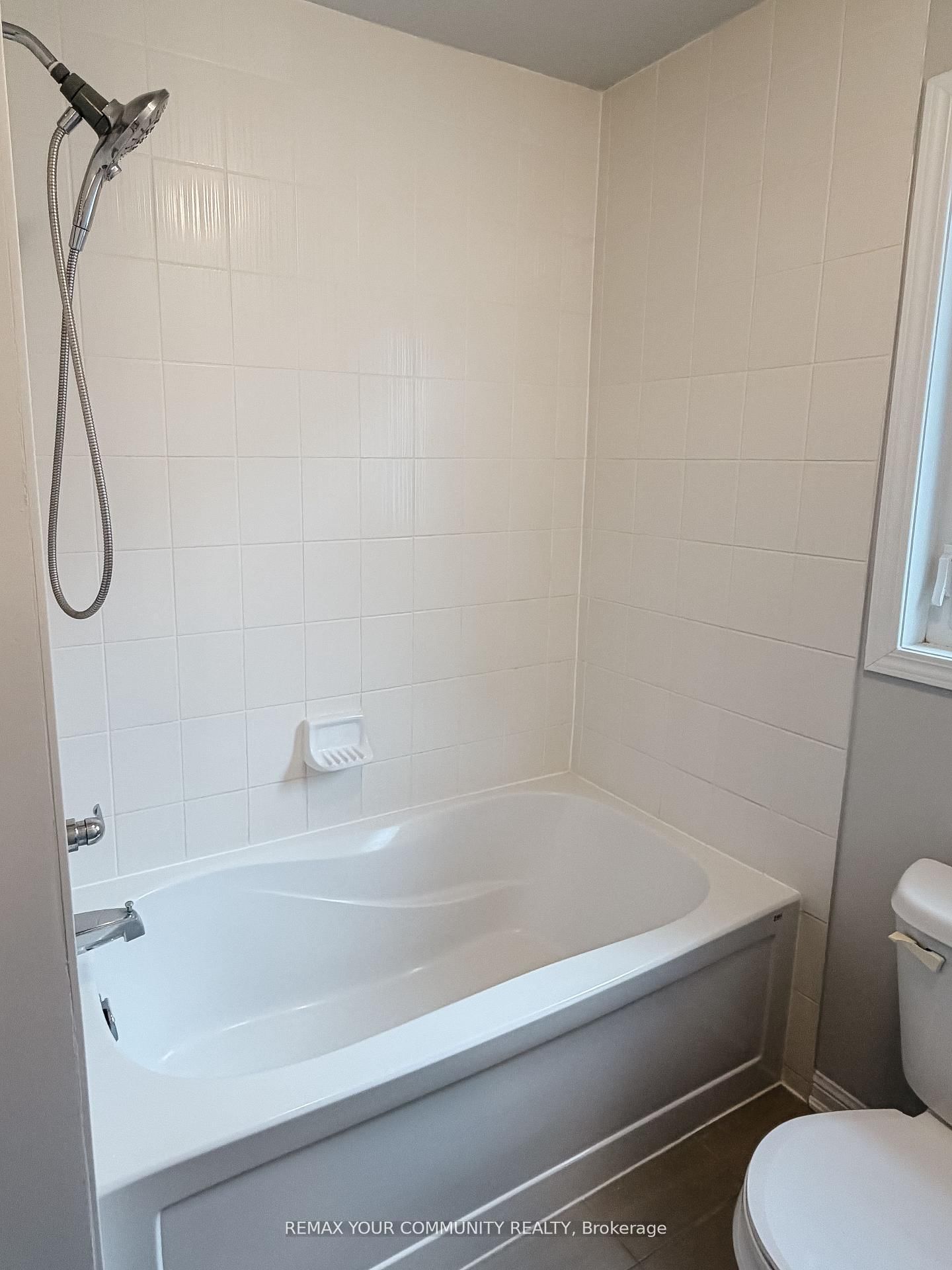 18 Gordon Drive • New Tecumseth, ON photo 23