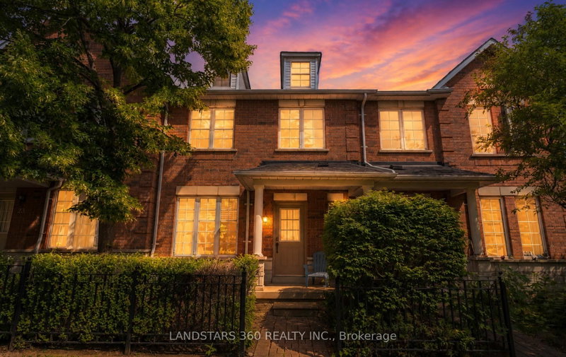 25 Interlacken Way, Markham