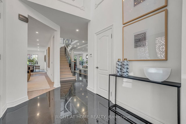 71 Ventura Way