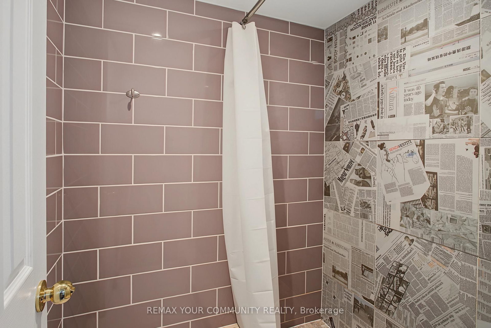 23 Cranberry Lane • Aurora, ON photo 32