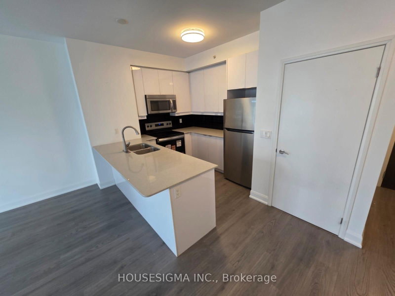 2206 - 2910 Highway 7 W