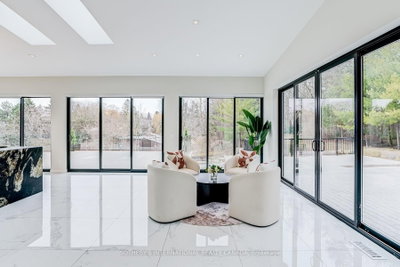 4599 Langstaff Road • Vaughan, ON photo 8