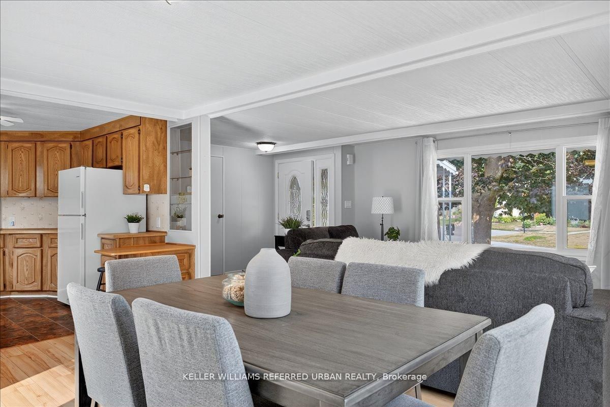 7 Sunset Drive • Innisfil, ON photo 11