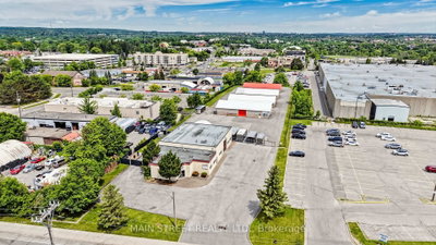 Industrial for sale at 70 Mary Street, Aurora, Ontario, L4G 6C8 - Aurora Grove - MLS: N13498600