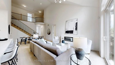 3 Lois Torrance Trail • Uxbridge, ON photo 9