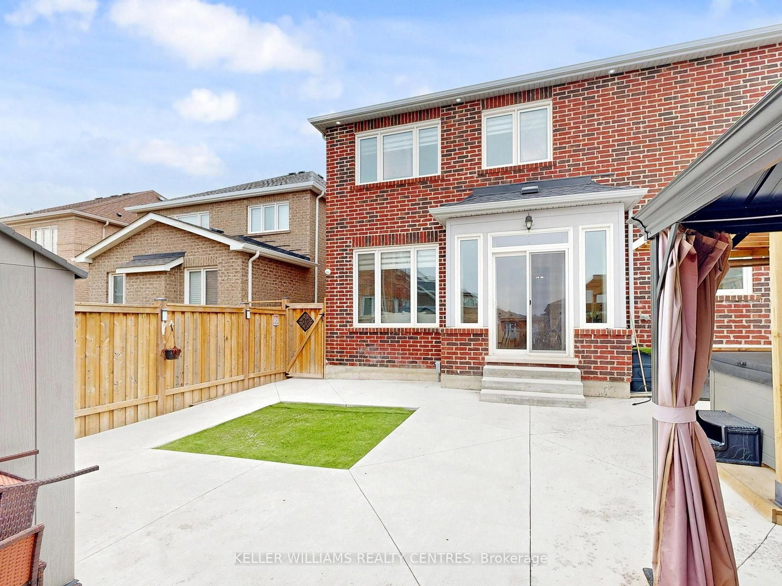 833 Langford Boulevard • Bradford West Gwillimbury, ON photo 42