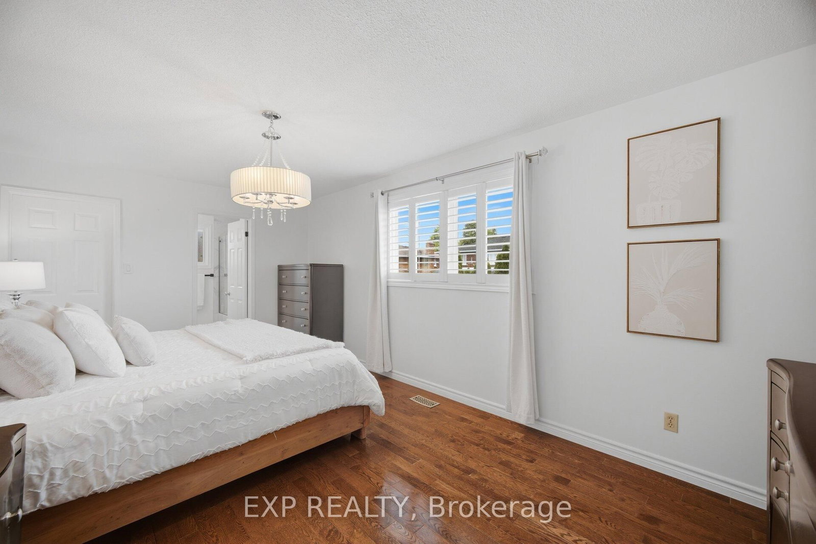 70 Embassy Drive • Vaughan, ON photo 18