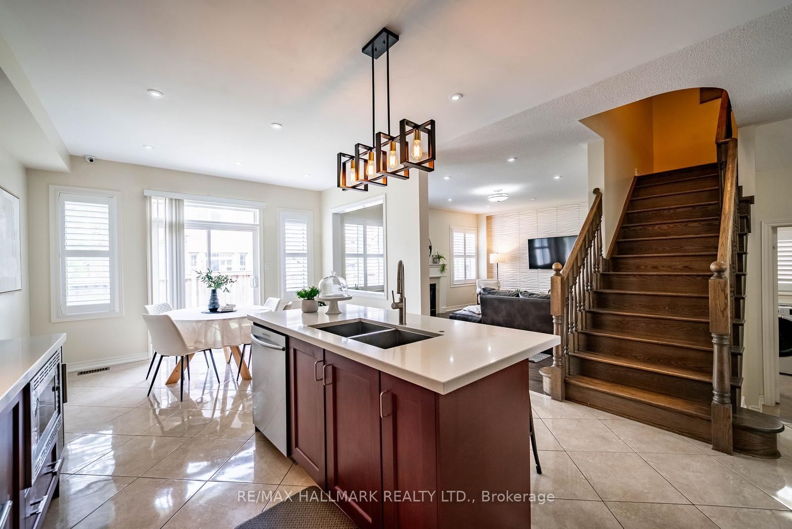 135 Glad Park Avenue • Whitchurch-Stouffville, ON photo 13