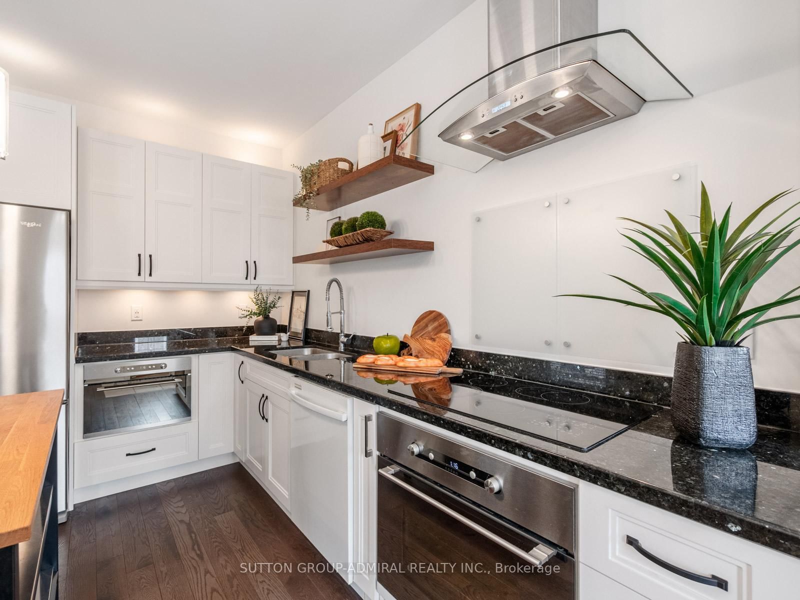 10 Forest Run Boulevard • Vaughan, ON photo 16