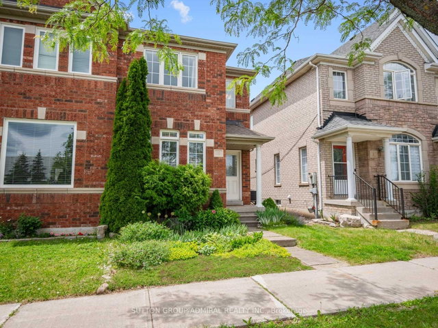 10 Forest Run Boulevard
