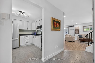112 Andrea Lane • Vaughan, ON photo 6
