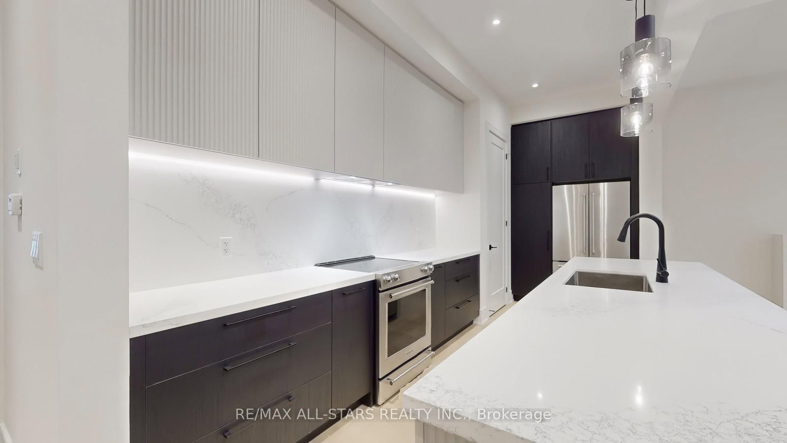5 Vern Robertson Gate • Uxbridge, ON photo 15