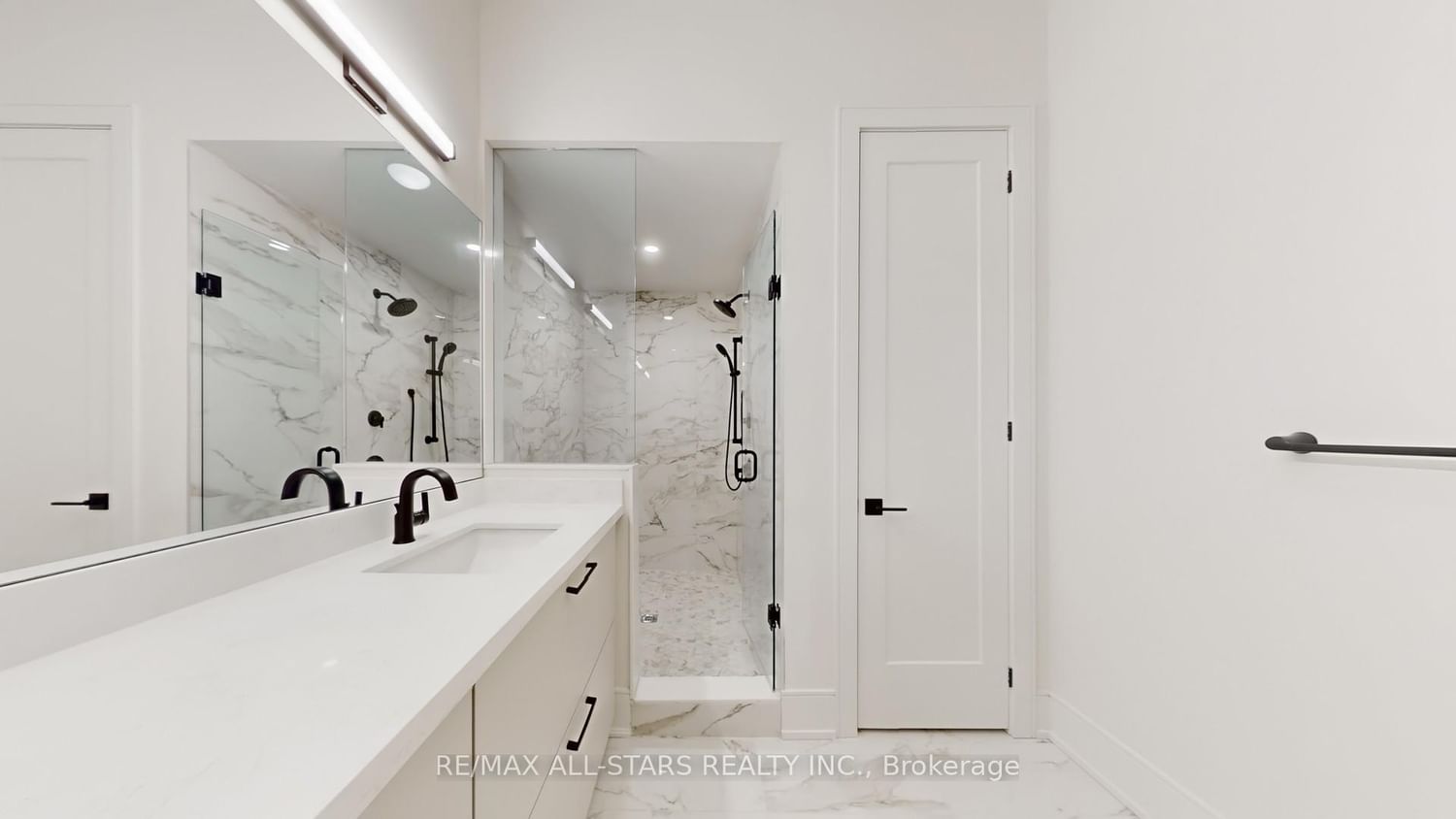 5 Vern Robertson Gate • Uxbridge, ON photo 20