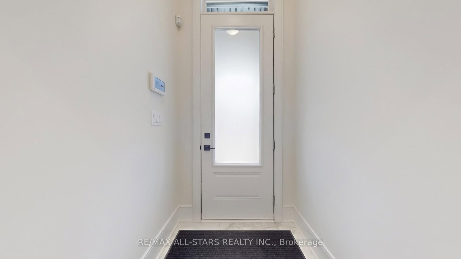 5 Vern Robertson Gate • Uxbridge, ON photo 23