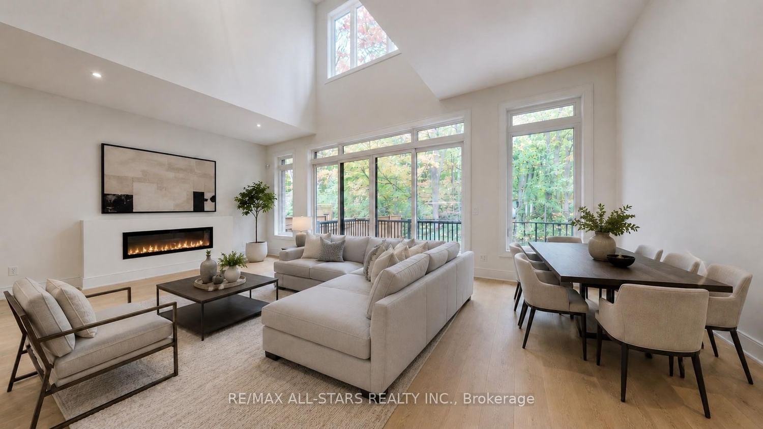 5 Vern Robertson Gate • Uxbridge, ON photo 7