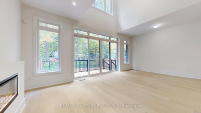 5 Vern Robertson Gate • Uxbridge, ON photo 8