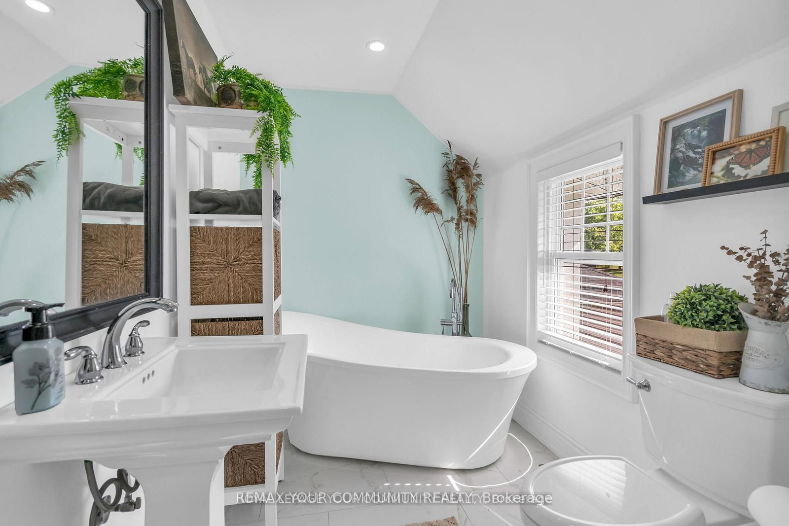 21039 Dalton Road • Georgina, ON photo 25