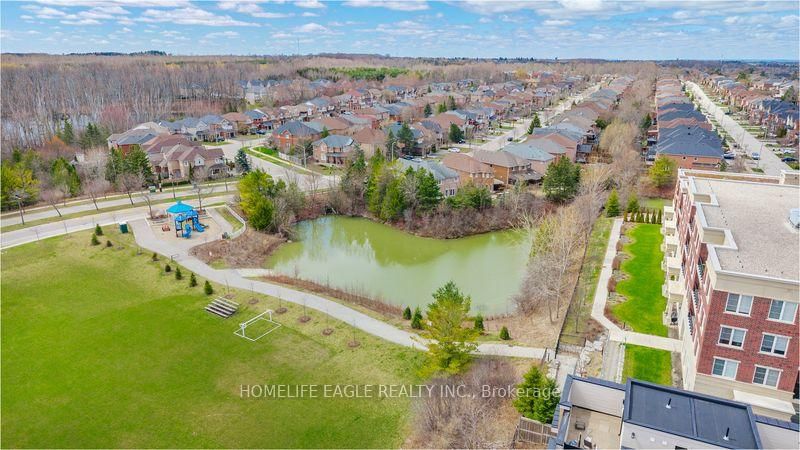7 Phelps Lane • #16 • Richmond Hill, ON photo 25