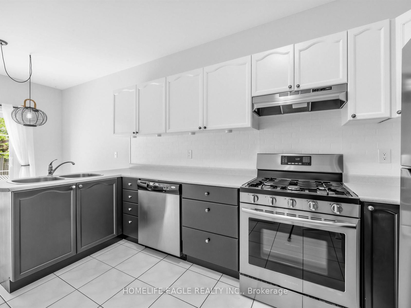 101 Downey Circle • Aurora, ON photo 18