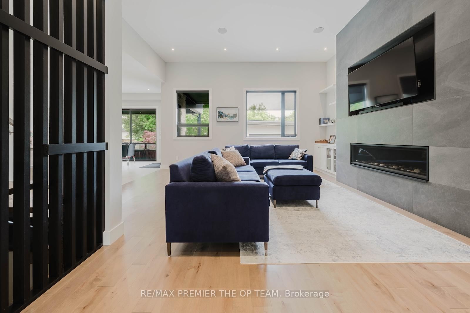 54 Cheltenham Avenue • Vaughan, ON photo 11