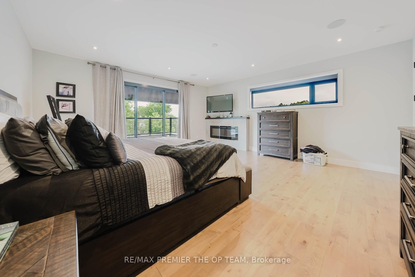 54 Cheltenham Avenue • Vaughan, ON photo 31