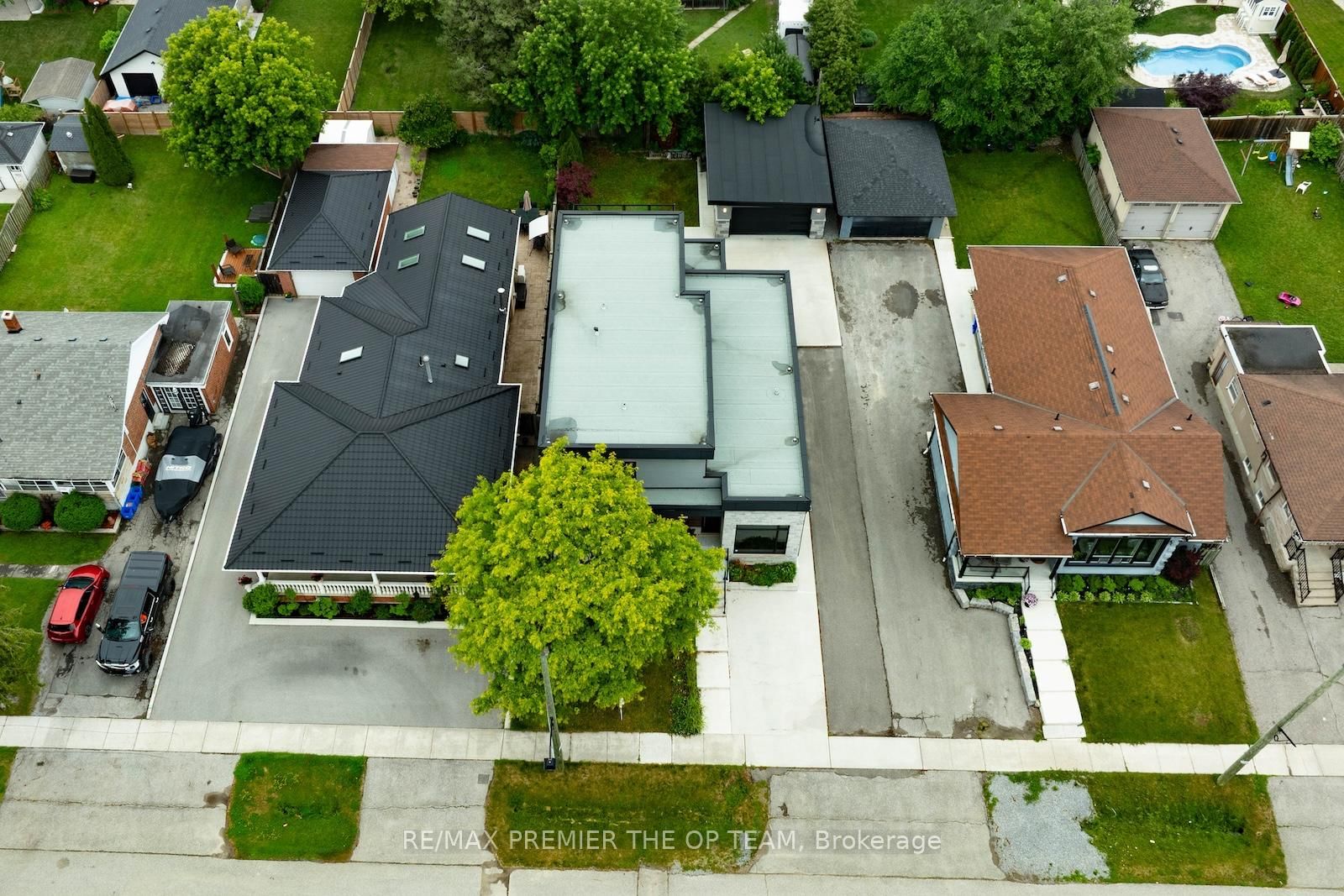 54 Cheltenham Avenue • Vaughan, ON photo 47