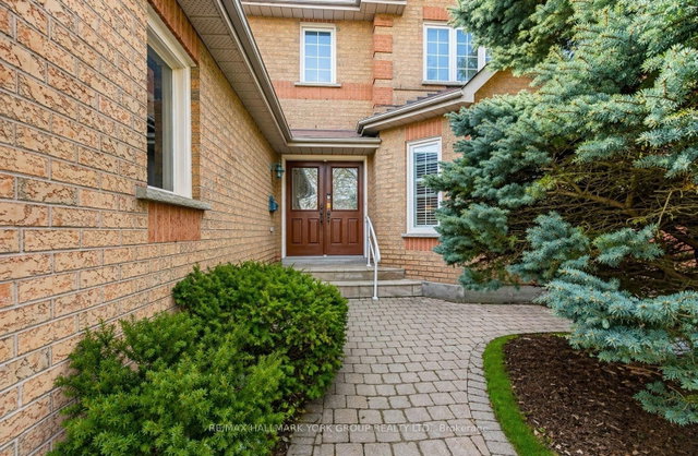 263 McClellan Way