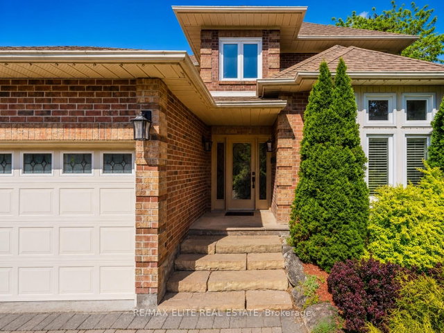 359 Fairway Gardens