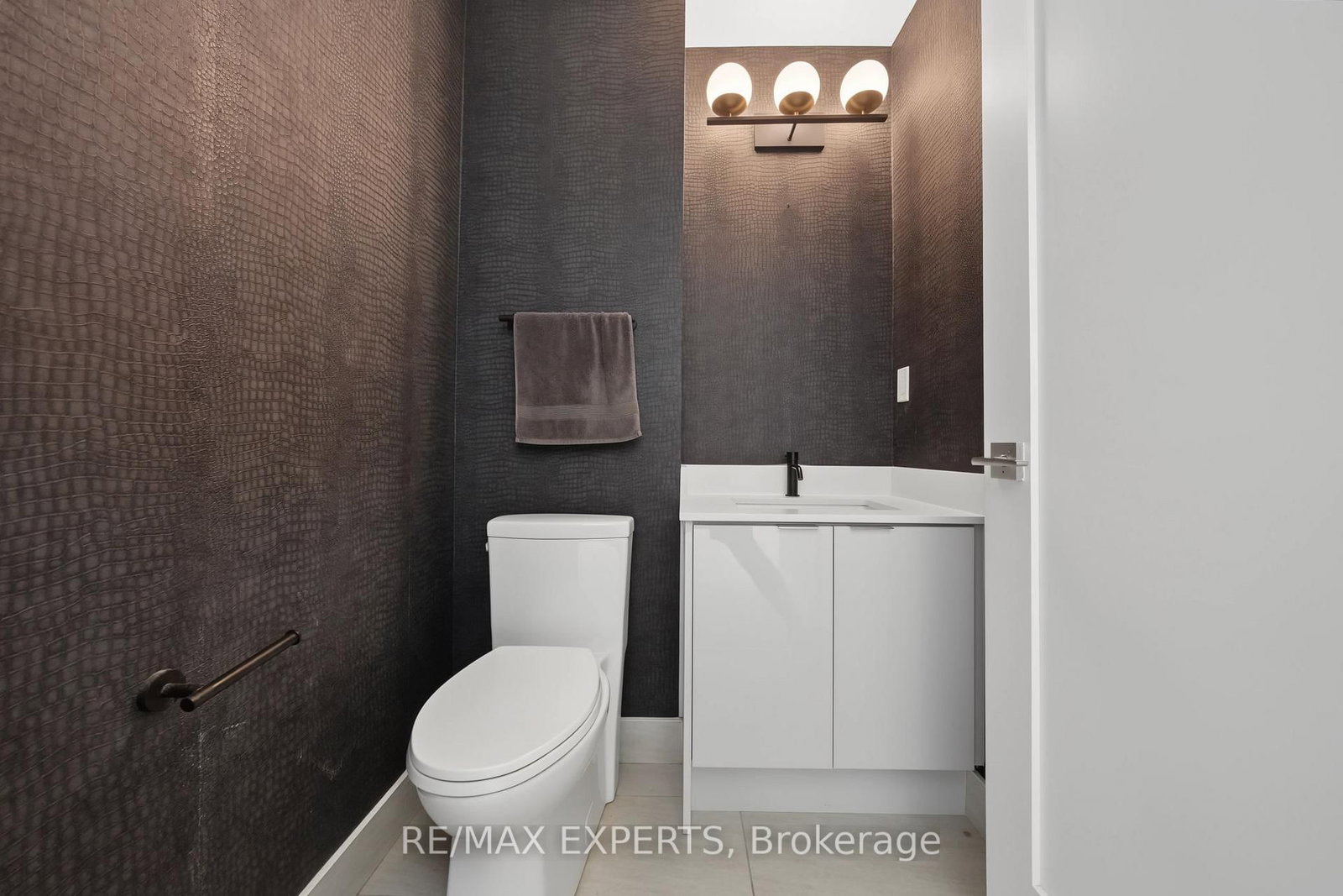 2916 Highway 7 • #201 • Vaughan, ON photo 18