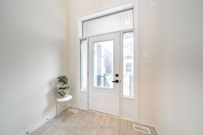 71 Millman Lane • Richmond Hill, ON photo 3