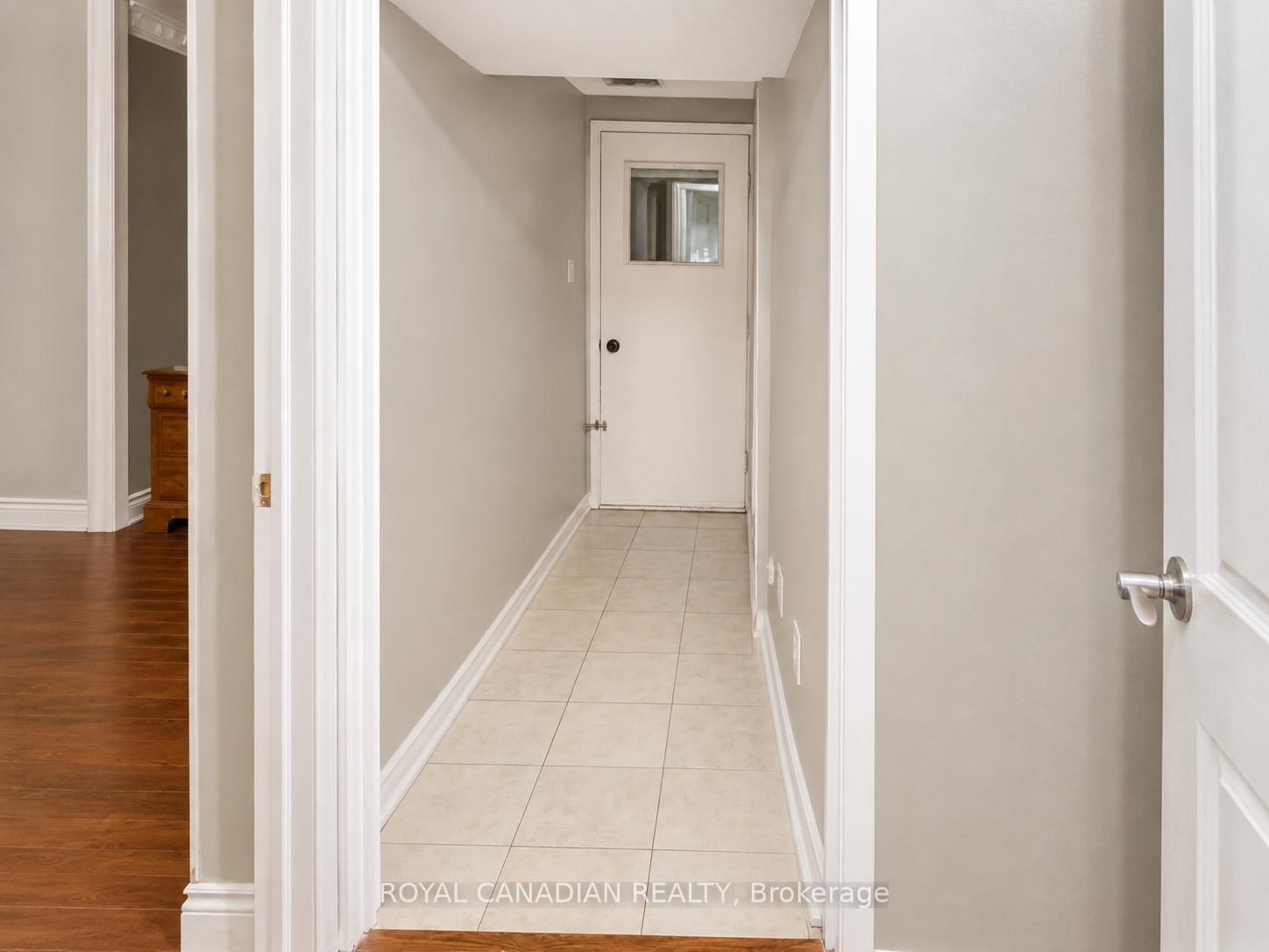 36 Maplegrove Avenue • Bradford West Gwillimbury, ON photo 15