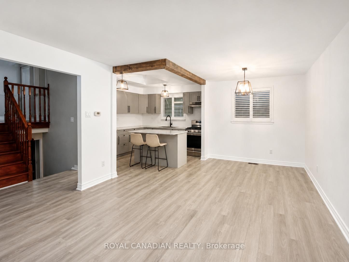 36 Maplegrove Avenue • Bradford West Gwillimbury, ON photo 7