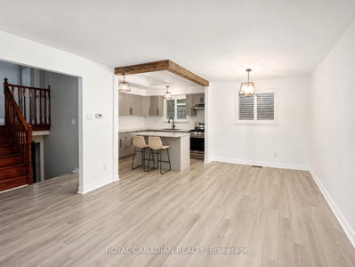 36 Maplegrove Avenue • Bradford West Gwillimbury, ON photo 7