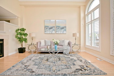 55 Sandway Crescent • Vaughan, ON photo 9