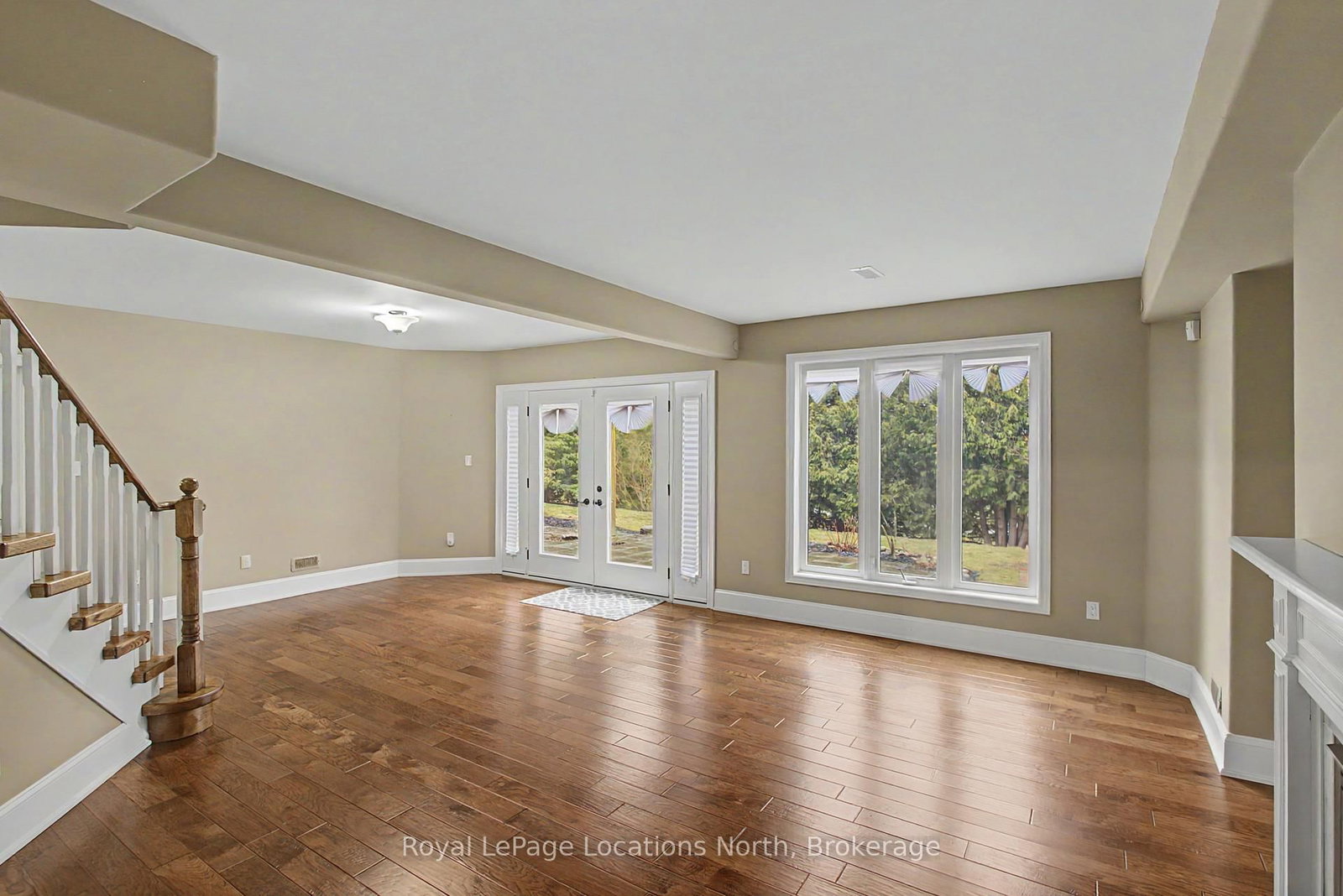 727 Madeline Heights • Newmarket, ON photo 18