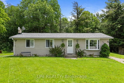 2743 Lockhart Road • Innisfil, ON photo 2
