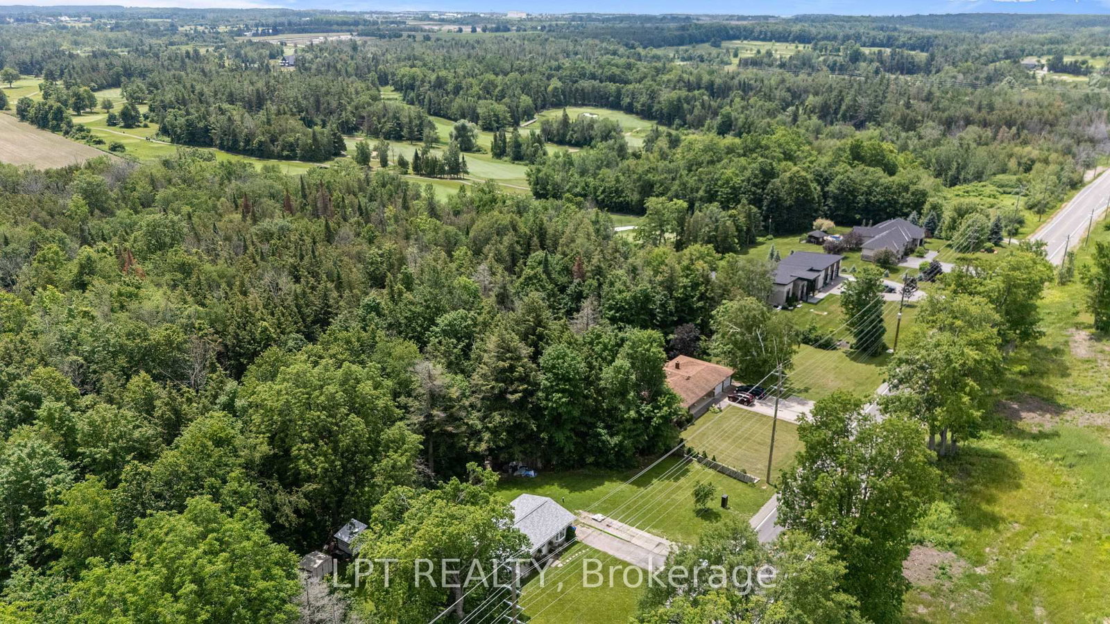 2743 Lockhart Road • Innisfil, ON photo 3