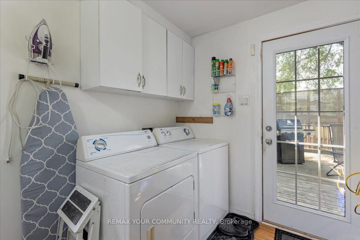 17 Farley Circle • Georgina, ON photo 11