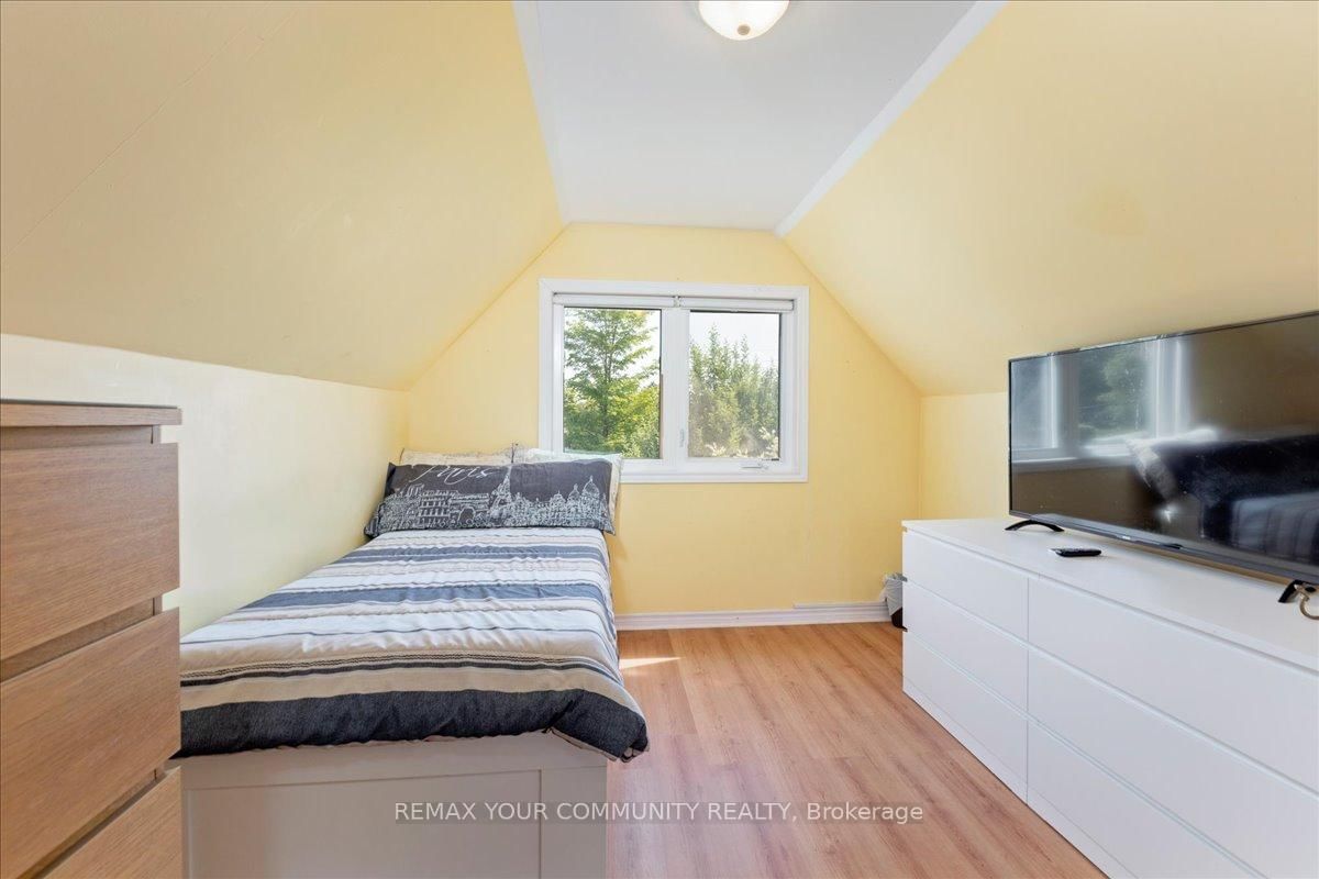 17 Farley Circle • Georgina, ON photo 16