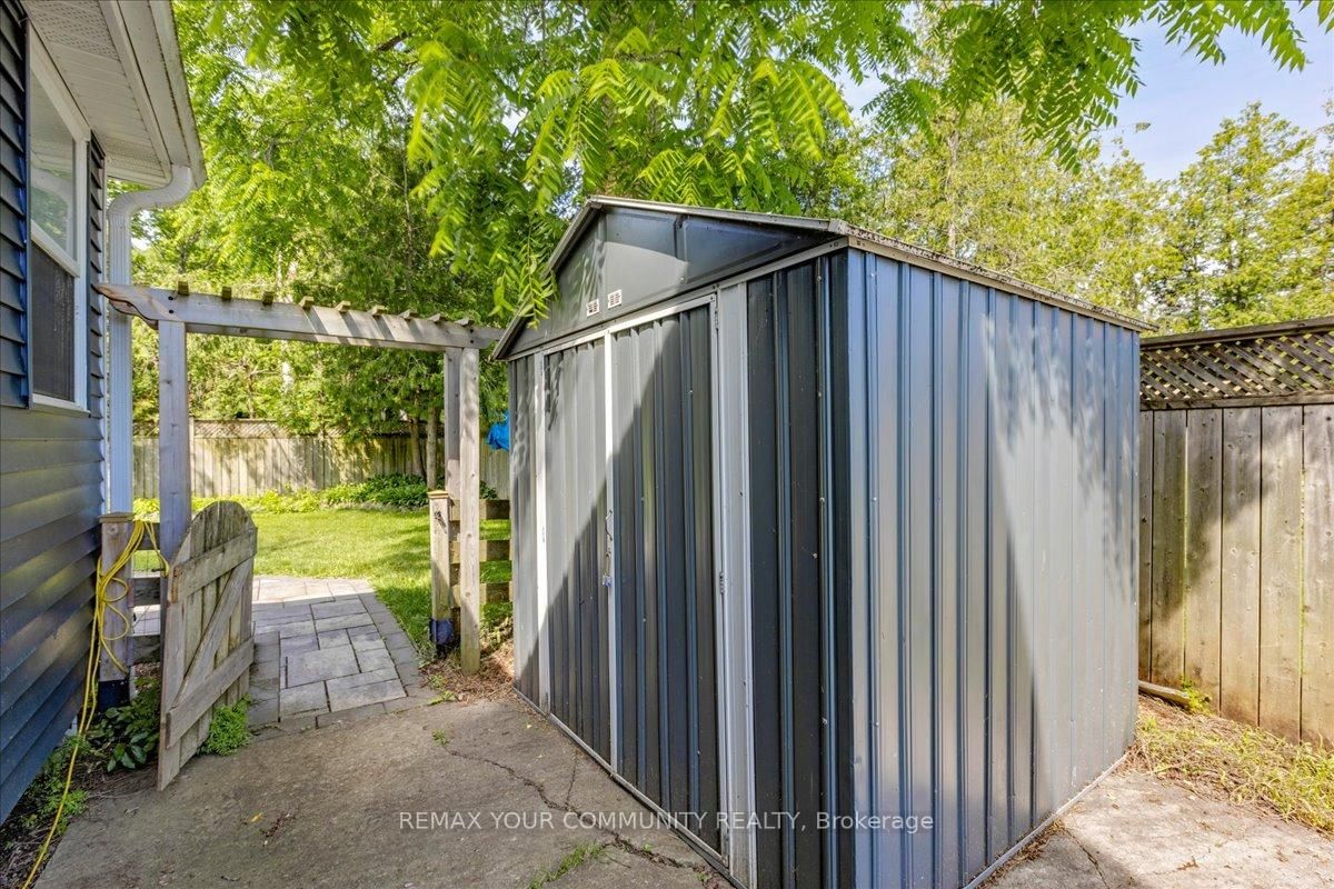 17 Farley Circle • Georgina, ON photo 22