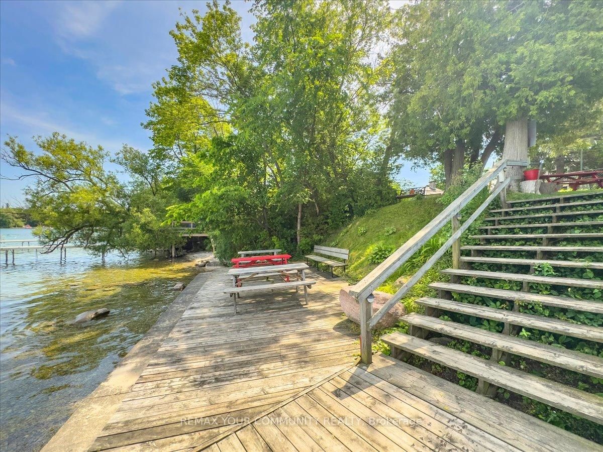 17 Farley Circle • Georgina, ON photo 32