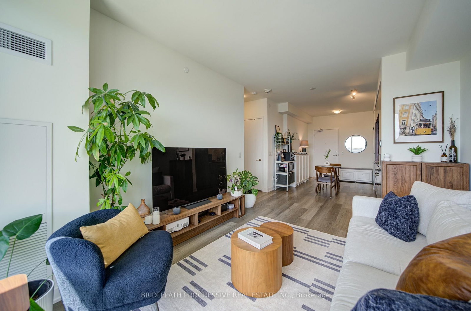 6 David Eyer Road • #518 • Richmond Hill, ON photo 12