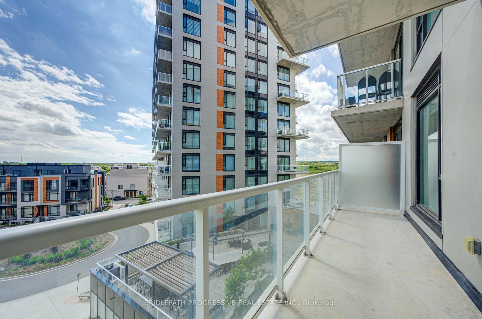 6 David Eyer Road • #518 • Richmond Hill, ON photo 29