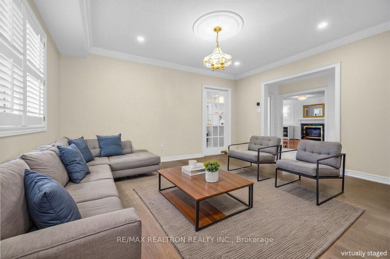 10 MACRILL Road • Markham, ON photo 10