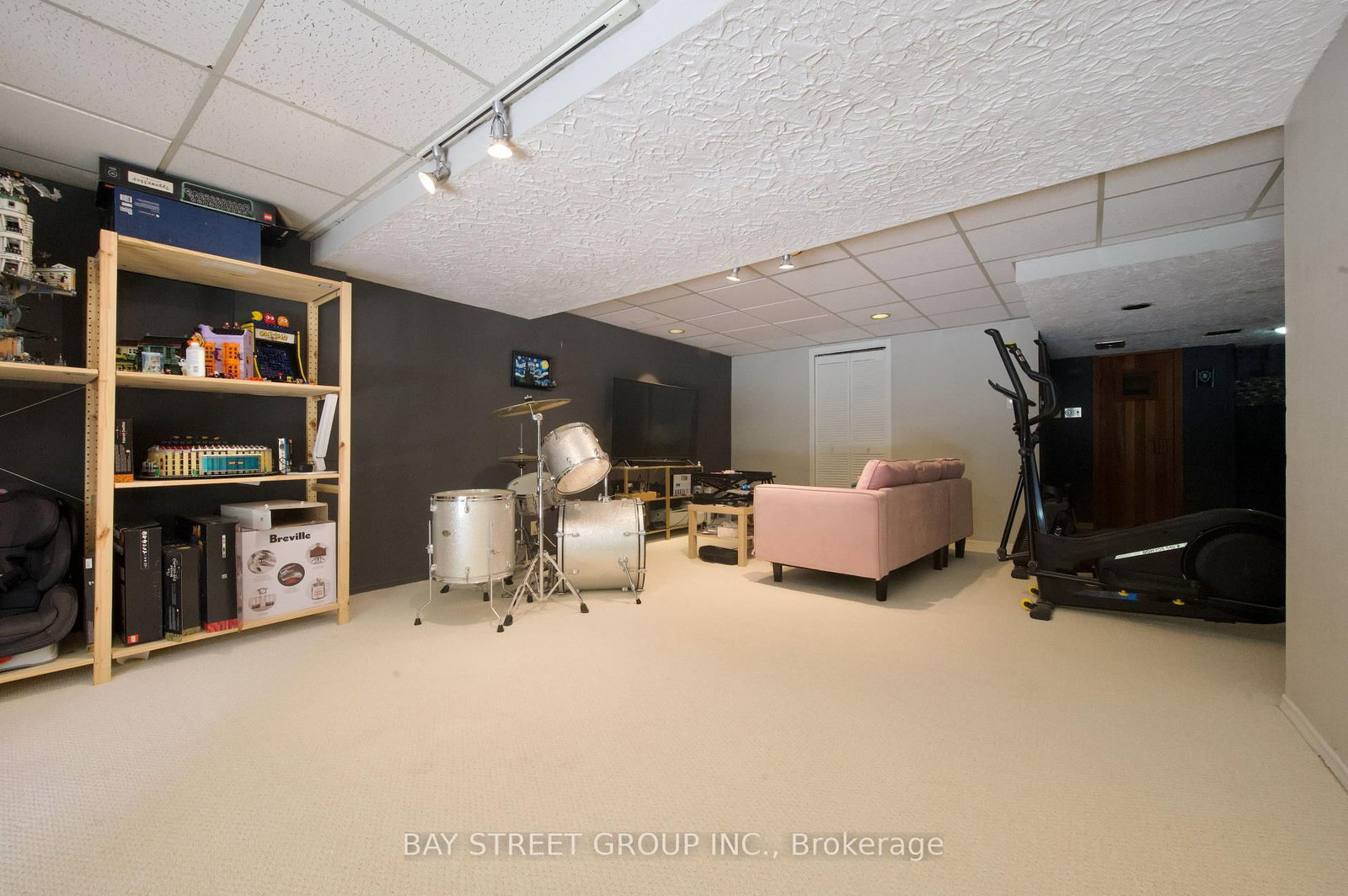 22 Thurgate Crescent • Markham, ON photo 11