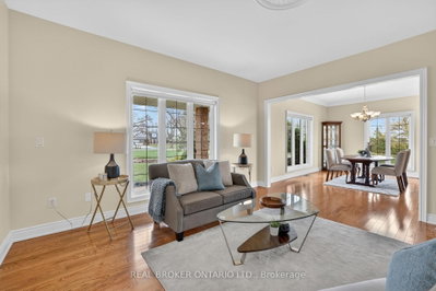3421 Cole Road • East Gwillimbury, ON photo 8